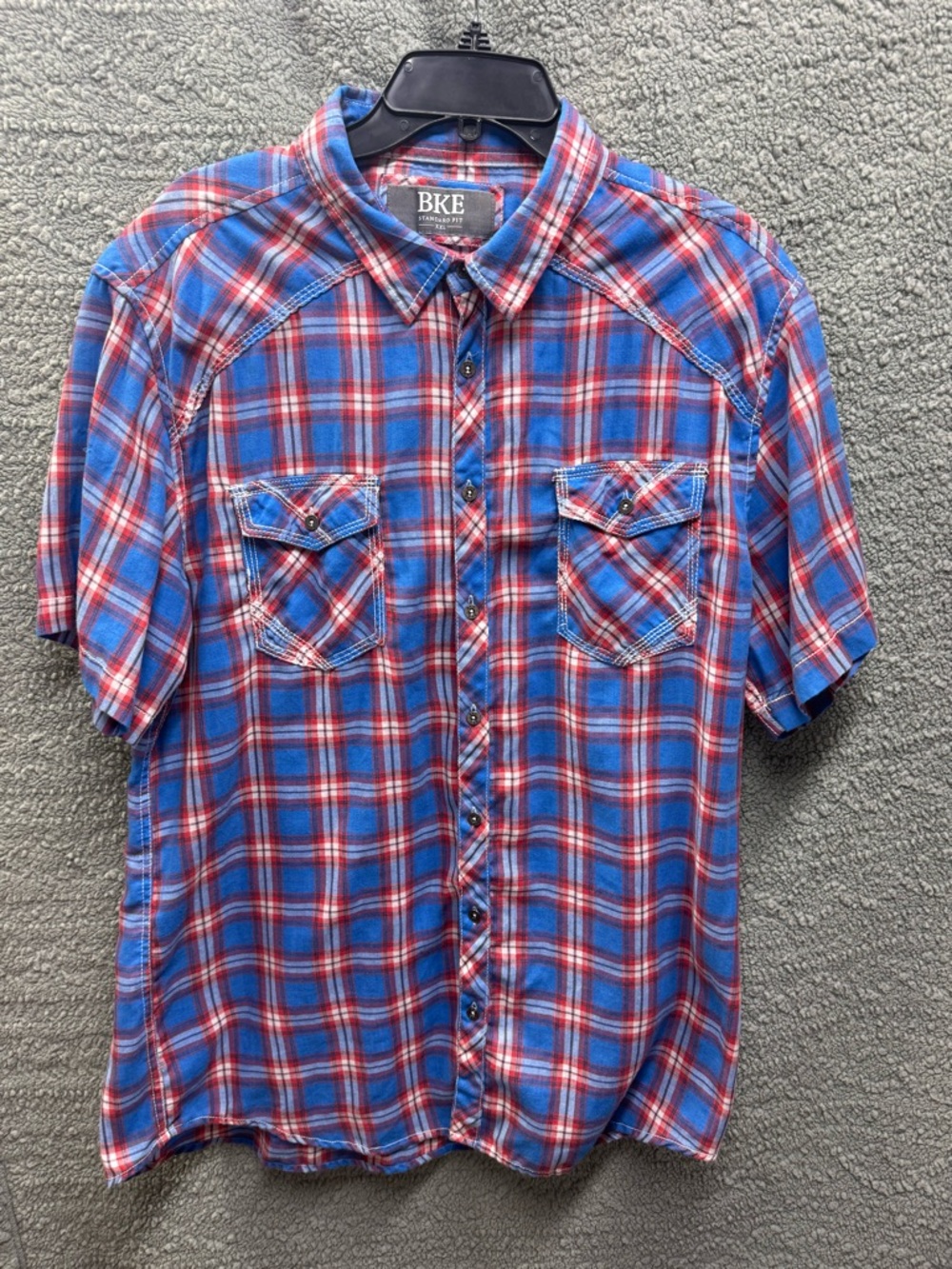 BKE Red & Blue Plaid Short-Sleeve Button-Down Shirt